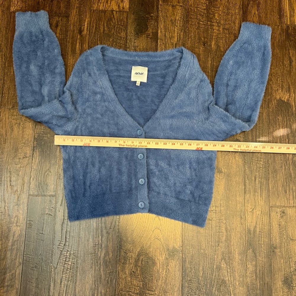 Aerie Fuzzy Cropped Cardigan Sweater Size Women’s Large Color Blue - Picture 9 of 10